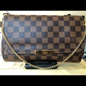 Louis Vuitton Favorite MM bag in Damier Ebene